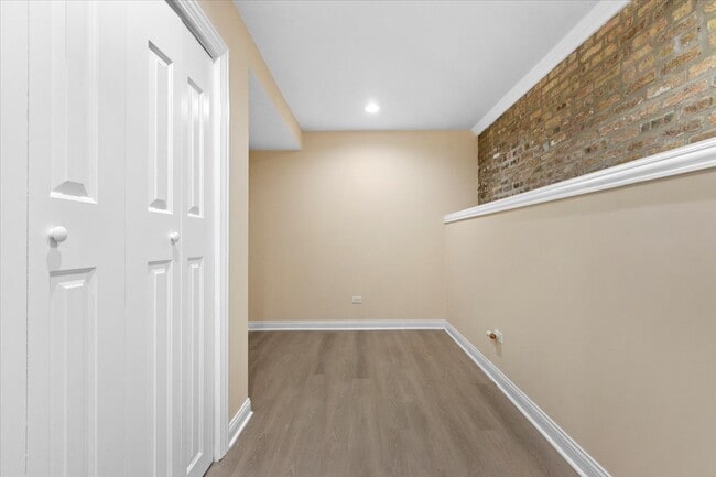 Photo - 1635 N Ashland Ave Unit G