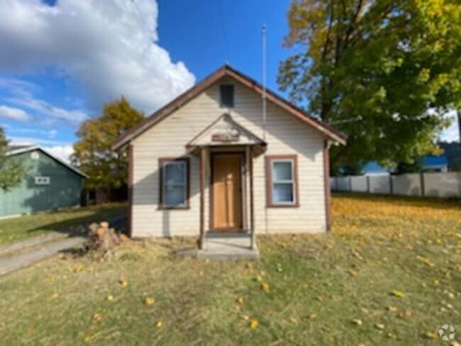 Building Photo - 1 bed, 1 bath house