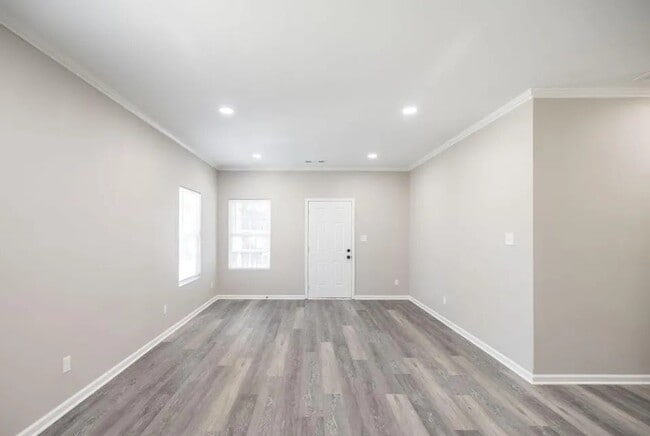 Photo - 2609 Beech Ave