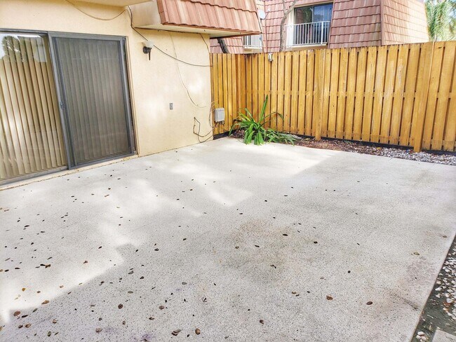 Photo - 547 Green Springs Pl