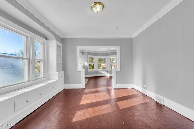 Photo - 3315 E 145th St Apartamento Unidad 2/UP