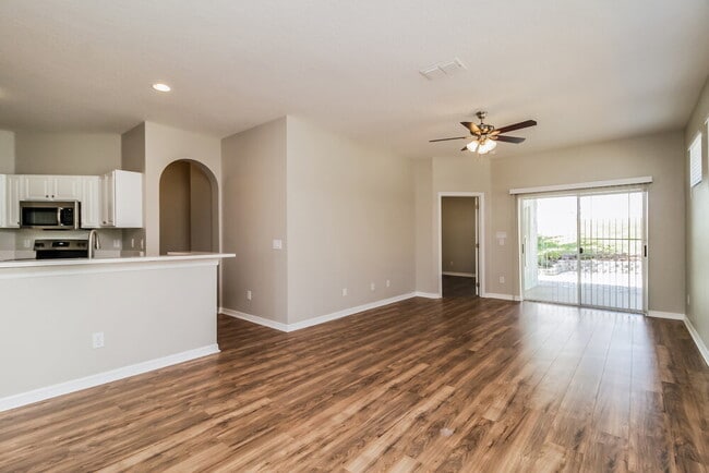 Photo - 1237 Kellogg Dr
