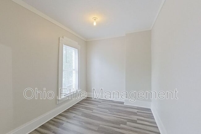 Photo - 1695 E Weber Rd