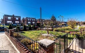 Photo - 1223 Wellington St