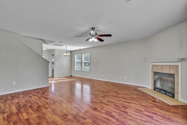 Photo - 138 Bermuda Lakes Dr