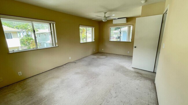 Photo - PET FRIENDLY 3 Bed/ 2.5 Bath Home with PV for LOW Electricity in Mililani!!