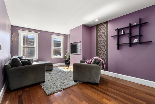 22 Eden St Unit 22