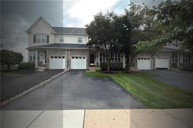 Photo - 1071 King Way
