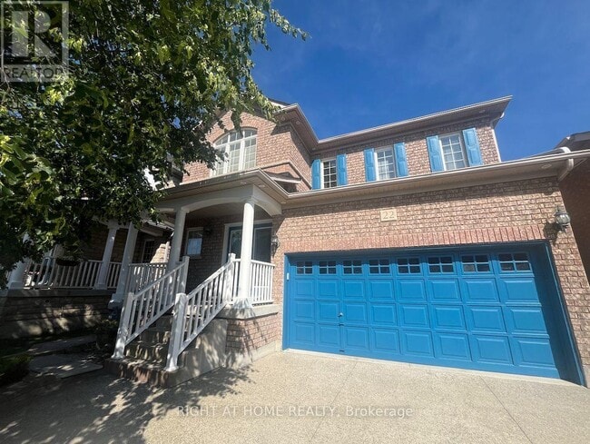 Photo - 22 Amboise Crescent