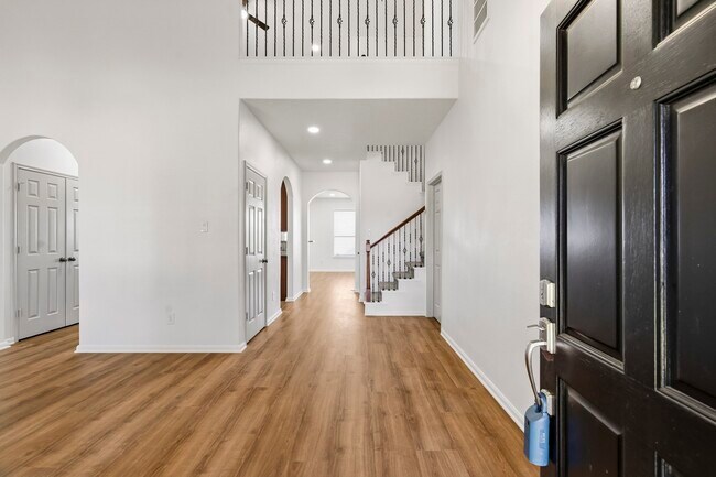 20142 Harvest Landing Ln