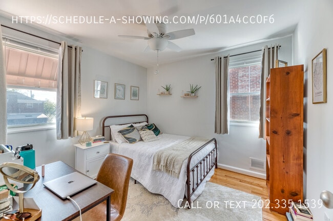 Photo - 1525 Channing St NE