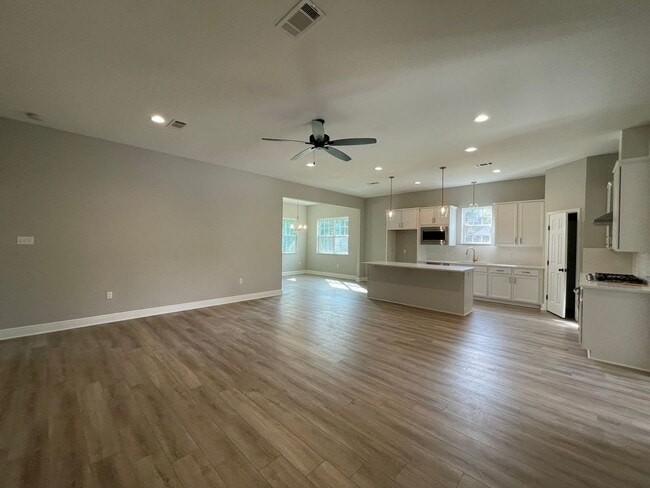 Photo - Modern 3BR + Office in Northwoods | Built 2022