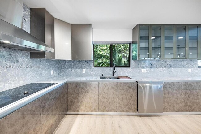 Photo - 7401 Miami View Dr Casa