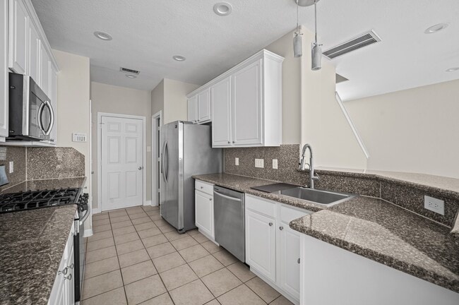Photo - 11 Scenic Brook Ct