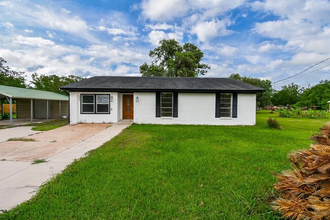 Photo - 2847 County Rd 510A House