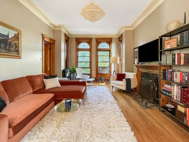 Living room # 1 - 2156 W Pierce Ave Unit 3