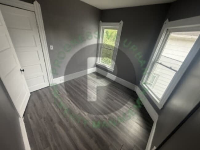 Photo - 2153 W 96th St