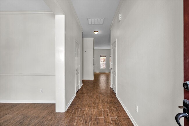 Photo - 2614 Shady Acres Ct