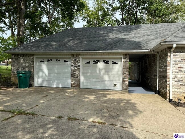 Photo - 608 Birch Dr.