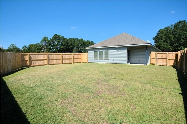 Photo - 8561 Clarke Rd