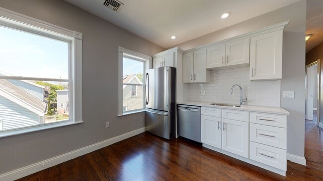 Photo - 26 Elder St Unit 3
