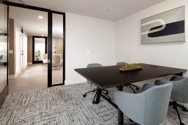 Work lounge with private work pods