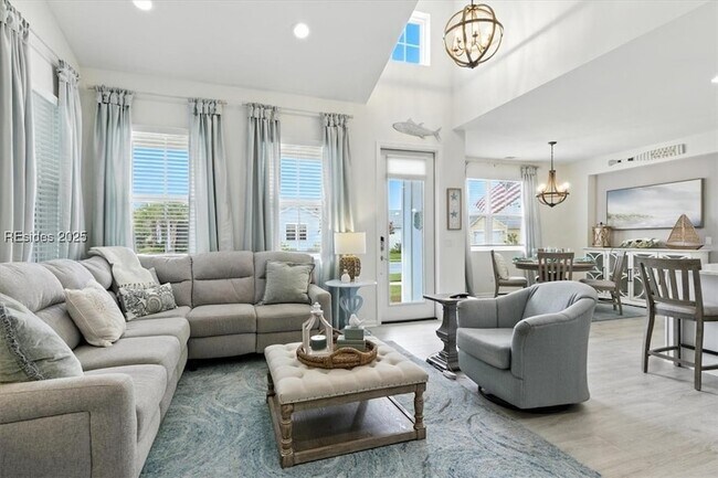 65 Sandbar Ln