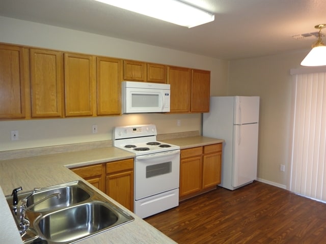 Photo - 211 E Valley View Dr