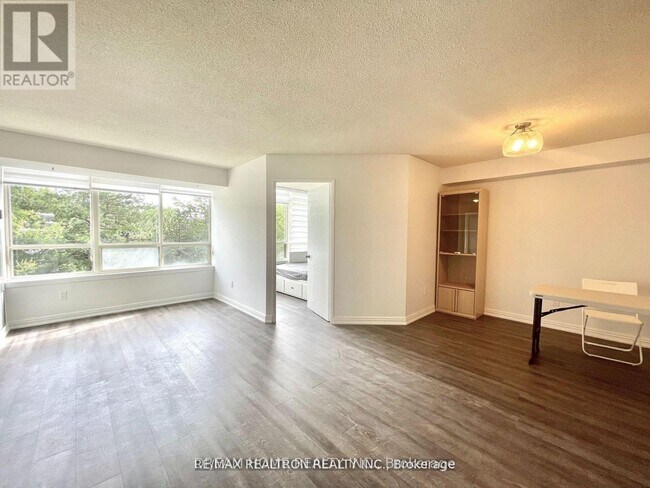 Photo - 5 Greystone Walk Dr Unit 206