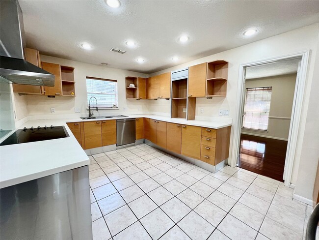 Building Photo - 2634 Williams Grant