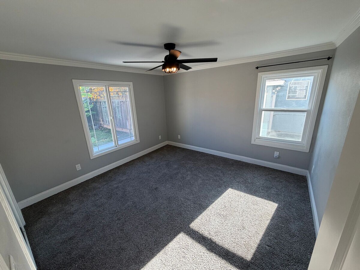 Bright + Updated San Jose Home with Private Backyard Oasis - Bright + Updated San Jose Home with Private Backyard Oasis