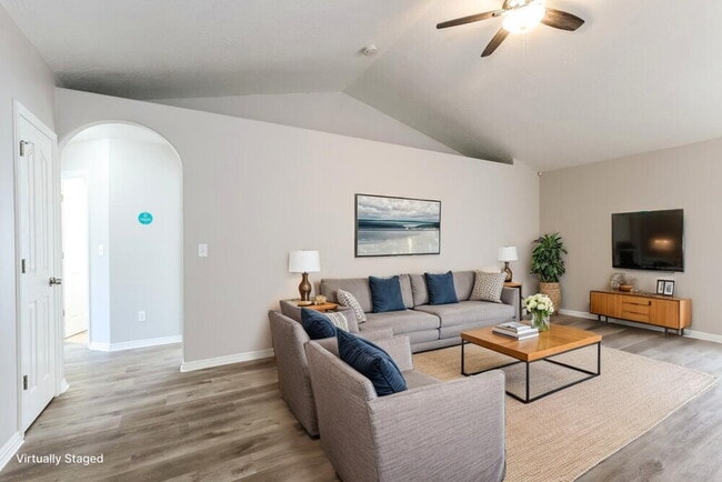 Photo - 1116 Mustang Ln