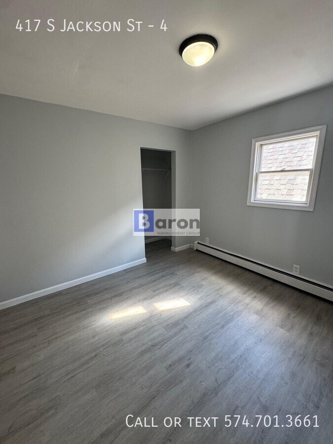 Photo - 417 S Jackson St Unidad 4