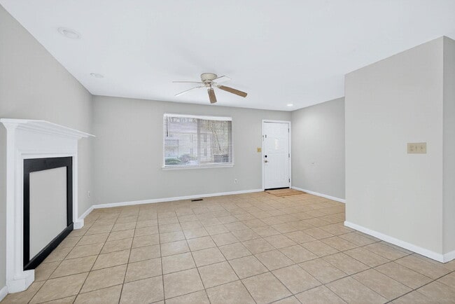 Photo - 5367 Wayne St Unit B