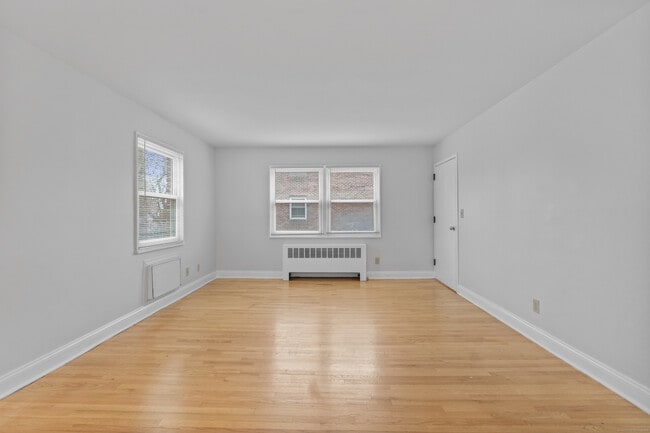 Photo - 66 Blachley Rd