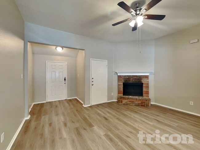1458 Sax Leigh Dr