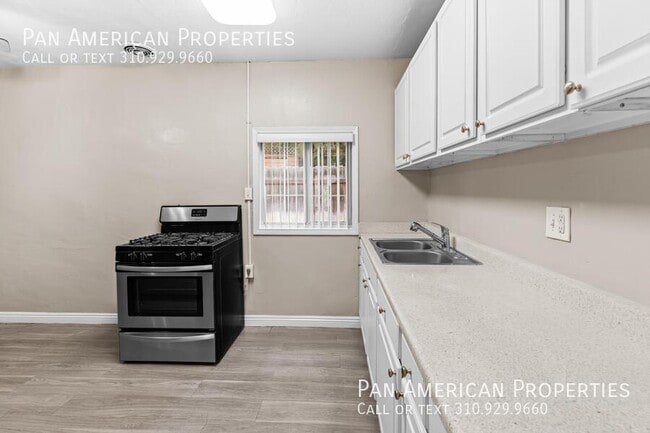 Photo - 15431.50 Van Buren St