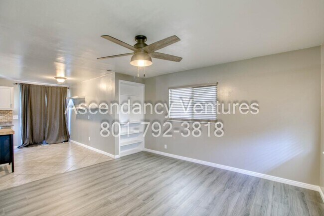 Photo - 4104 W 4865 S