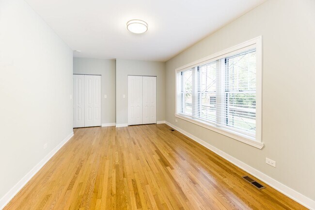 Photo - 3525 N Broadway St Unit 1W