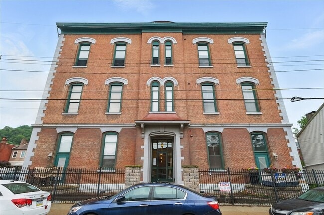 Building Photo - 120 S 15th St Unit 301 Rental