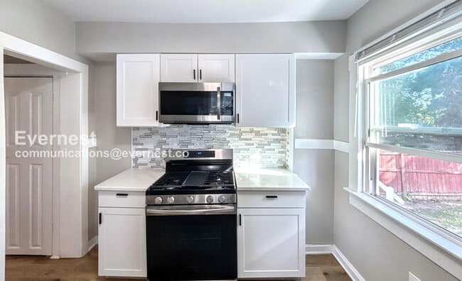 Photo - 1440 Hamlet St