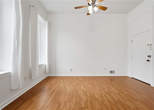 Photo - 600 Lockhart St Unit #3
