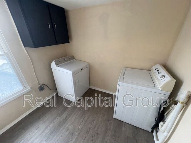 Photo - 137 Main St Unit Apt 3