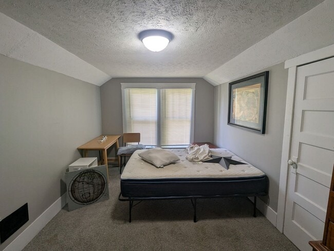 Photo - 522 W Harrison Ave Unit A