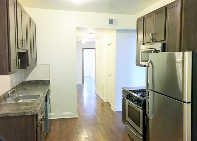 Photo - 4408 N Hazel St Unidad 1