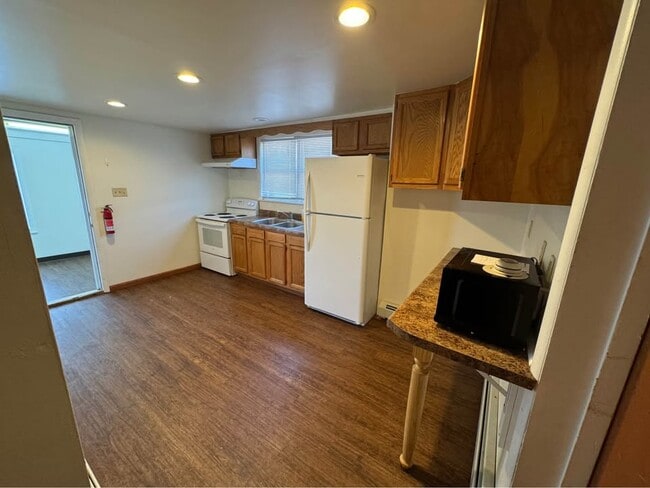 Photo - 133 E Main St Unit 1