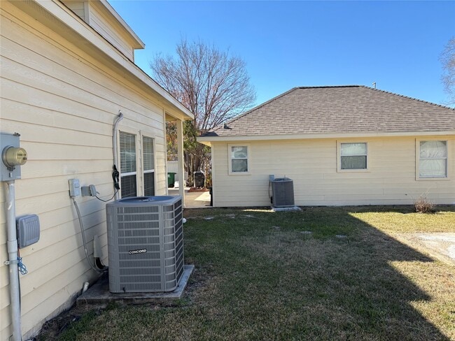 Photo - 7834 Wolfield Ln