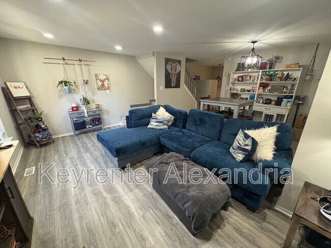 Photo - 5822 Bridgetown Ct