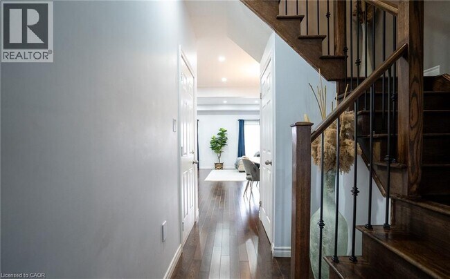 Photo - 9 Hampton Brook Wy