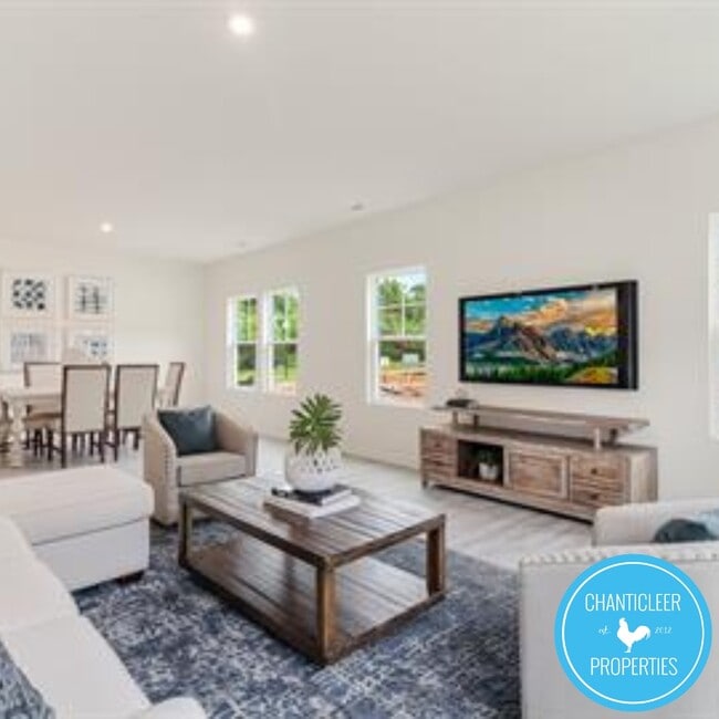 Photo - 95 Suhani Ln